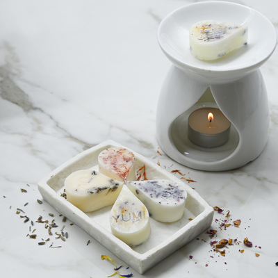 Pack de 1 coffret de 16 fondants parfumés + 1 brûle parfum céramique