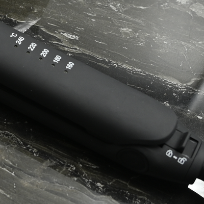 Touch Plus finesse straightener