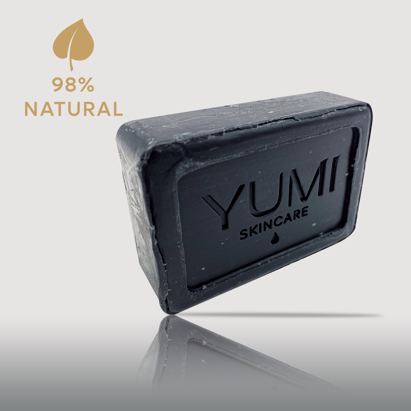 Savon visage au charbon actif